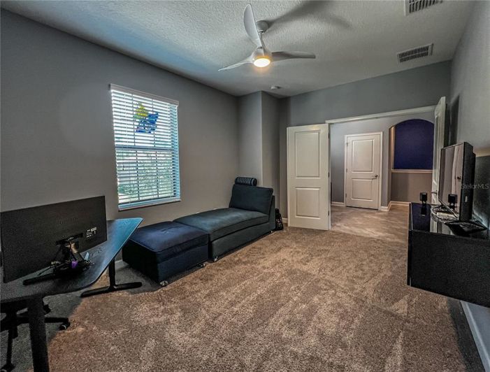 Image No.6-3 Bed Property for sale