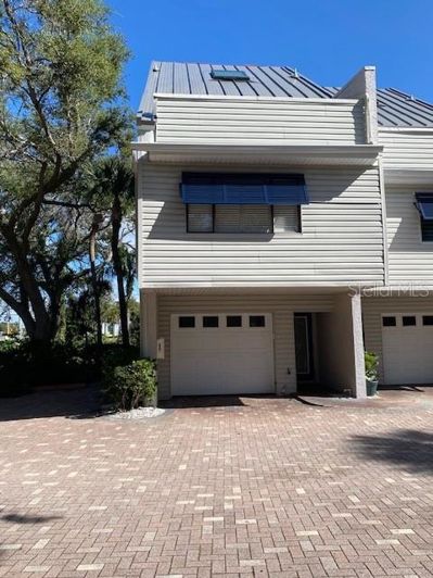 Image No.33-3 Bed Townhouse for sale