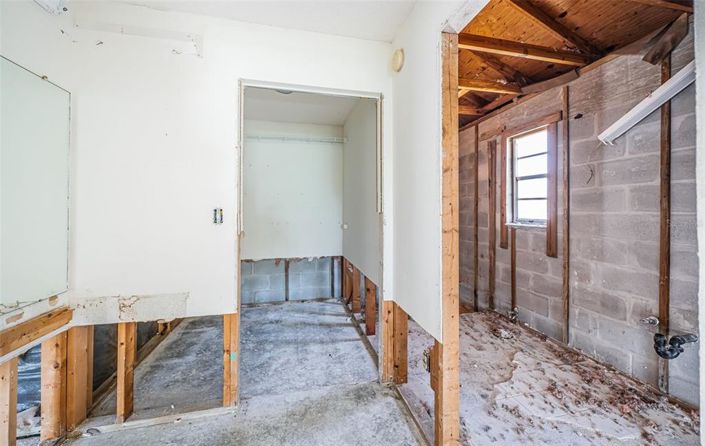 Image No.22-3 Bed Property for sale