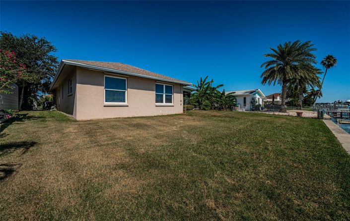 Image No.34-3 Bed Property for sale