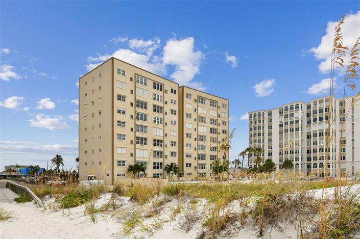 Image No.55-2 Bed Property for sale