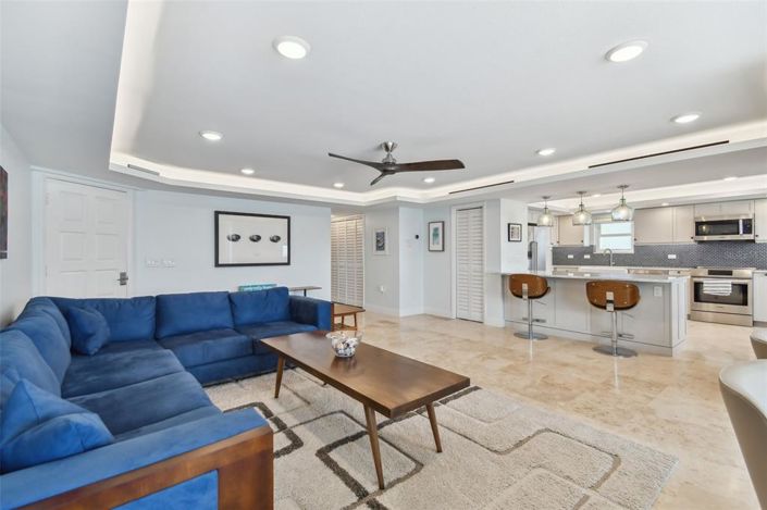 Image No.24-2 Bed Property for sale