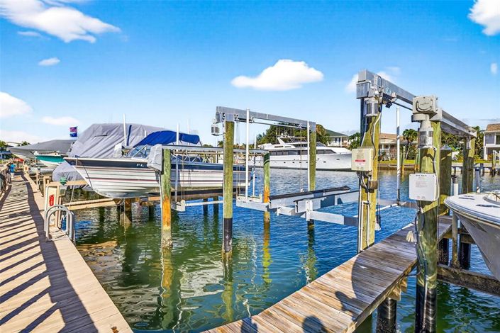 Image No.2-2 Bed Townhouse for sale