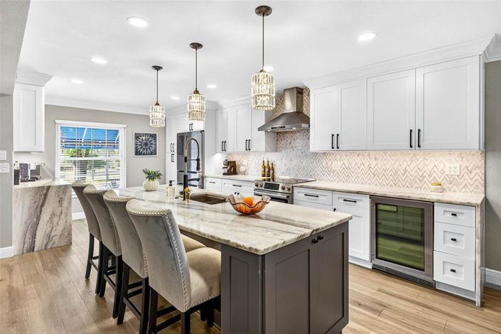 Image No.9-2 Bed Townhouse for sale