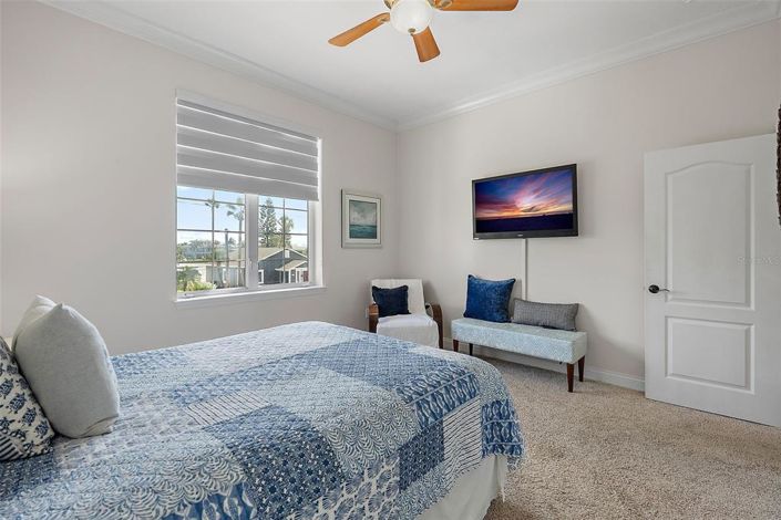 Image No.36-5 Bed Property for sale