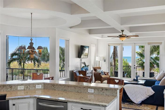 Image No.7-5 Bed Property for sale