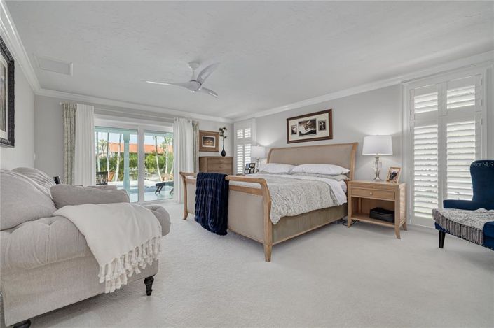 Image No.30-4 Bed Property for sale