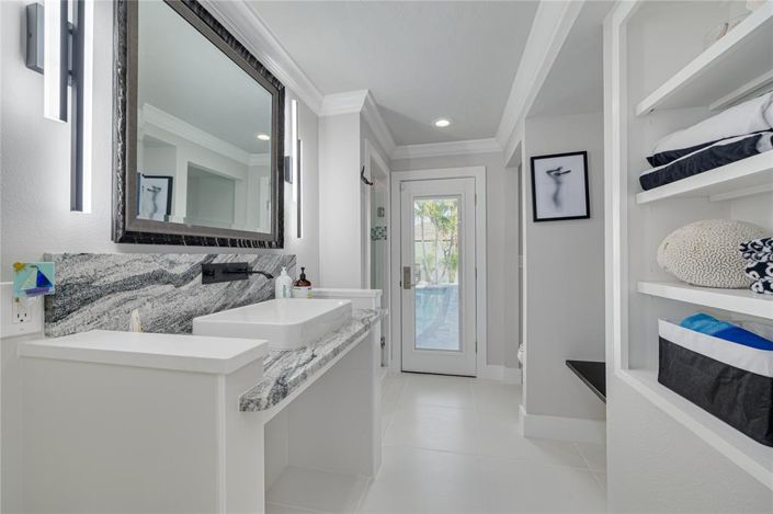 Image No.41-4 Bed Property for sale