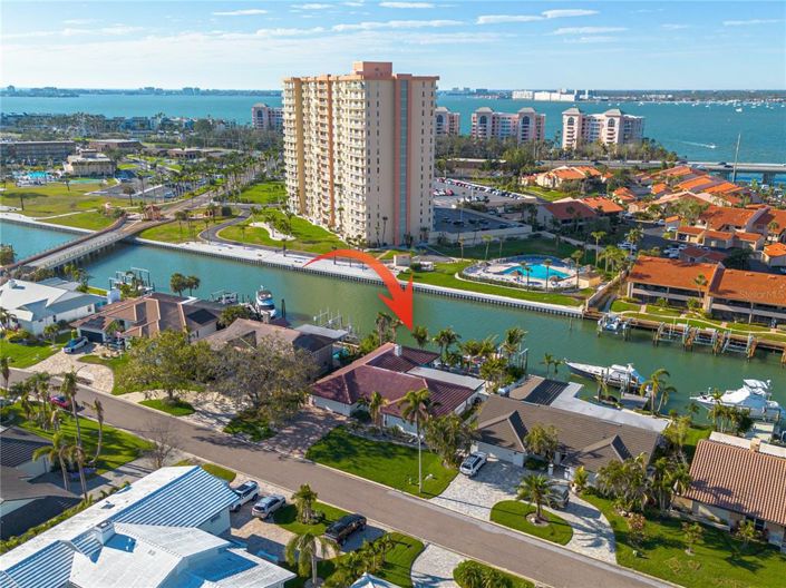 Image No.52-4 Bed Property for sale