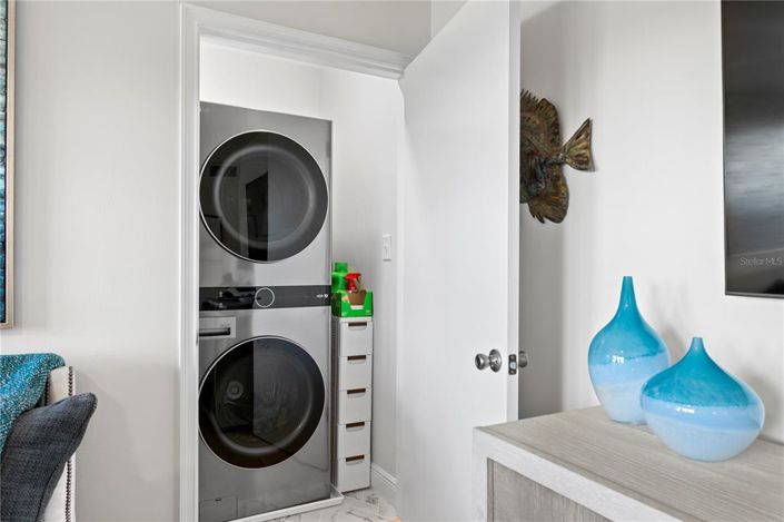 Image No.30-2 Bed Property for sale