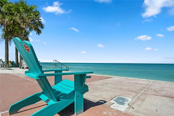 Image No.43-2 Bed Property for sale