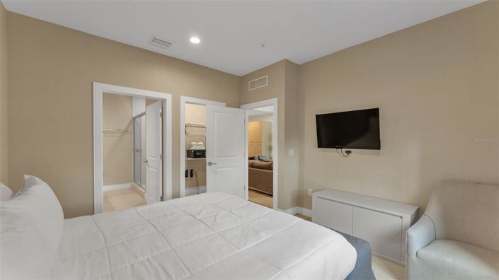 Image No.16-4 Bed Townhouse for sale