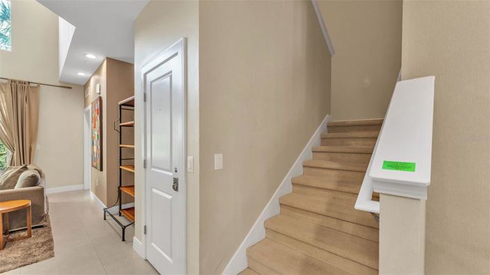 Image No.21-4 Bed Townhouse for sale