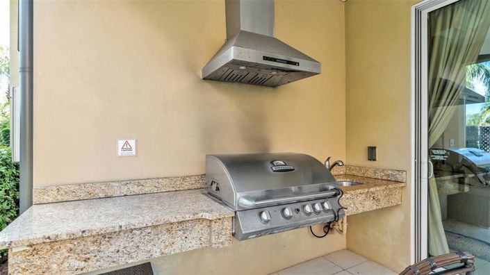 Image No.42-4 Bed Townhouse for sale