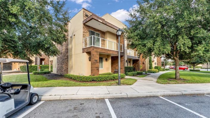 Image No.48-4 Bed Townhouse for sale