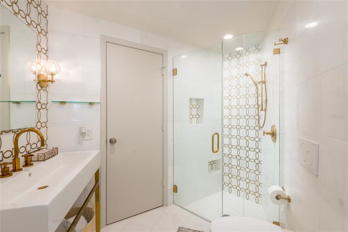 Image No.39-4 Bed Property for sale