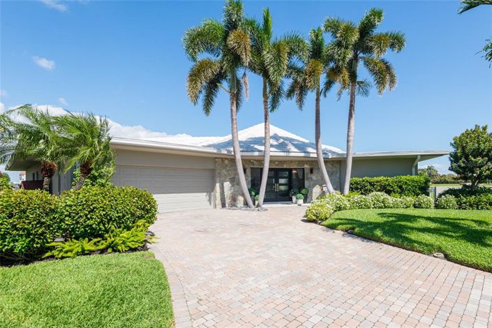 Image No.49-4 Bed Property for sale