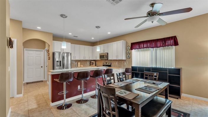 Image No.12-5 Bed Property for sale