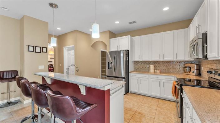 Image No.15-5 Bed Property for sale