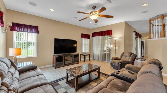 Image No.18-5 Bed Property for sale