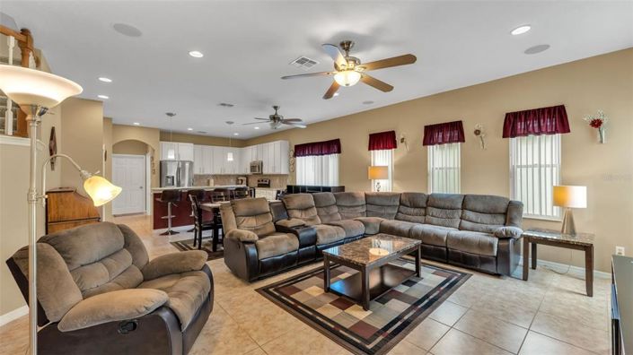 Image No.20-5 Bed Property for sale