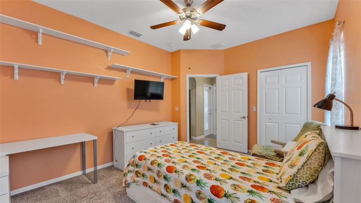 Image No.25-5 Bed Property for sale