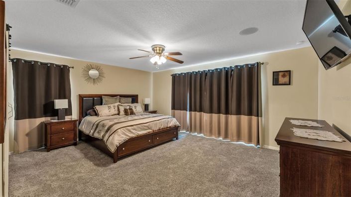 Image No.32-5 Bed Property for sale