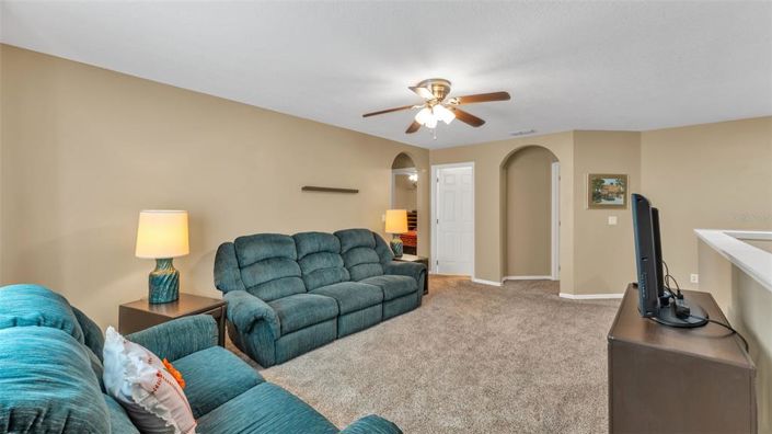 Image No.34-5 Bed Property for sale