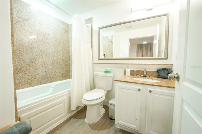 Image No.5-1 Bed Property for sale