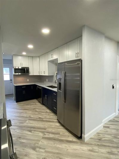 Image No.6-2 Bed Property for sale