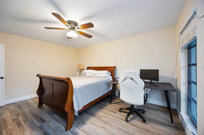 Image No.30-3 Bed Property for sale