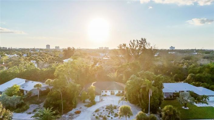 Image No.47-3 Bed Property for sale