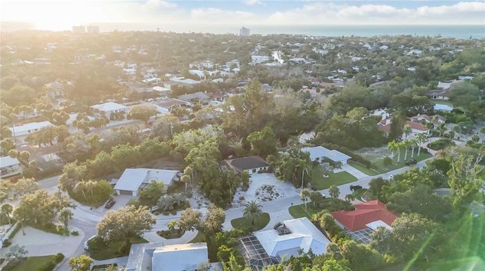 Image No.50-3 Bed Property for sale