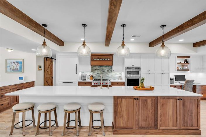 Image No.15-3 Bed Property for sale