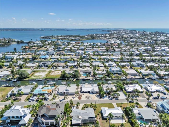 Image No.48-3 Bed Property for sale