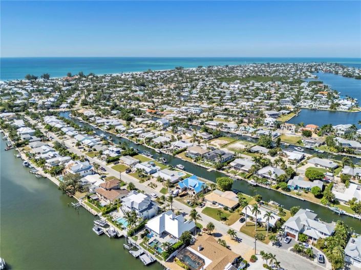 Image No.50-3 Bed Property for sale