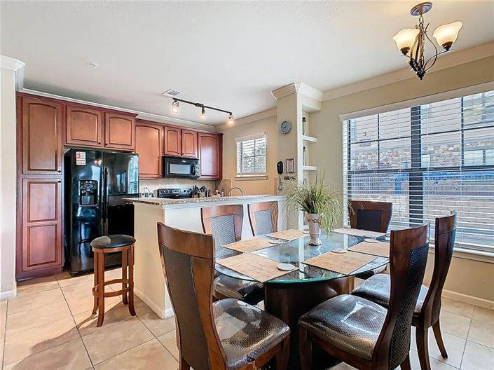 Image No.6-3 Bed Property for sale