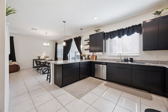 Image No.11-3 Bed Property for sale