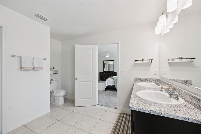 Image No.23-3 Bed Property for sale