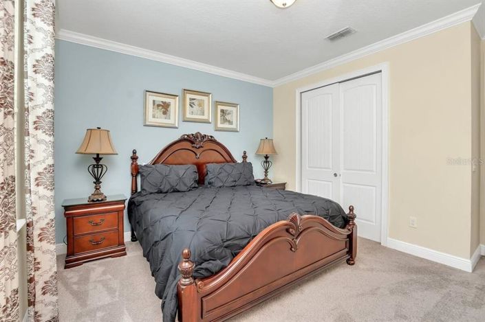 Image No.34-8 Bed Property for sale