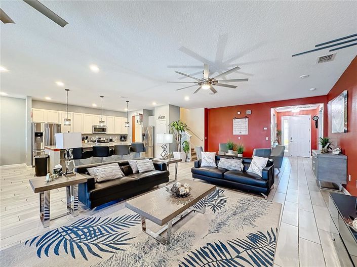 Image No.11-15 Bed Property for sale