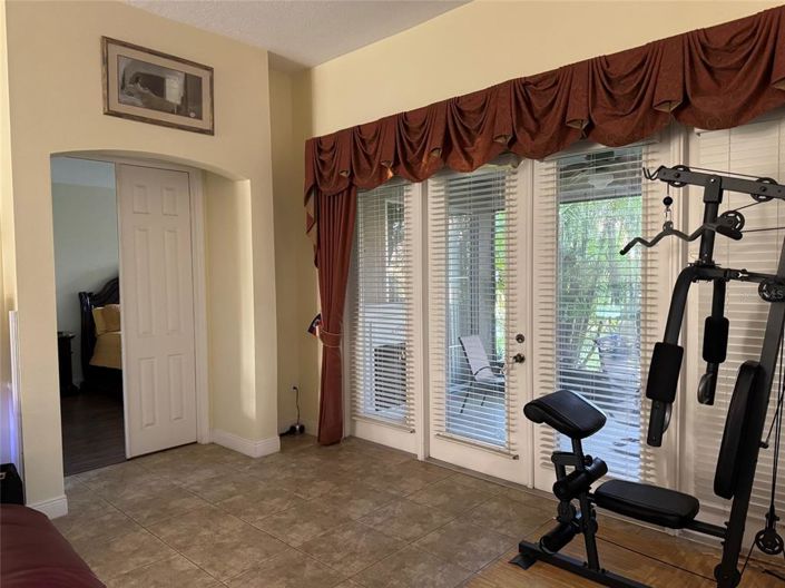 Image No.17-3 Bed Property for sale