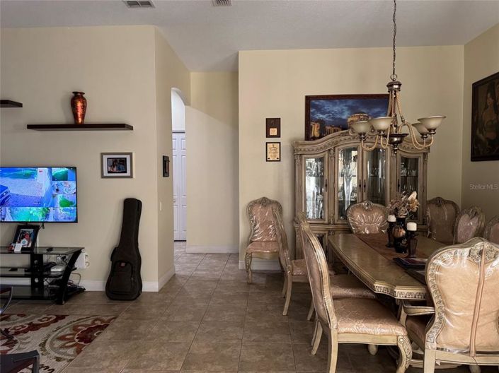 Image No.5-3 Bed Property for sale