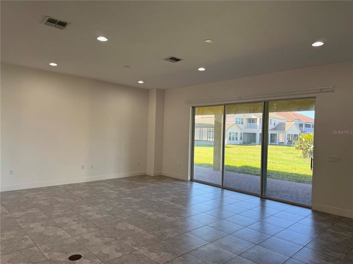 Image No.13-5 Bed Property for sale