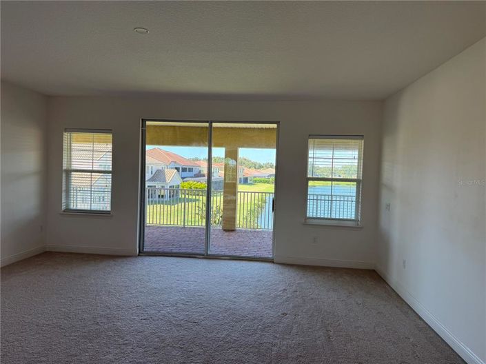 Image No.21-5 Bed Property for sale