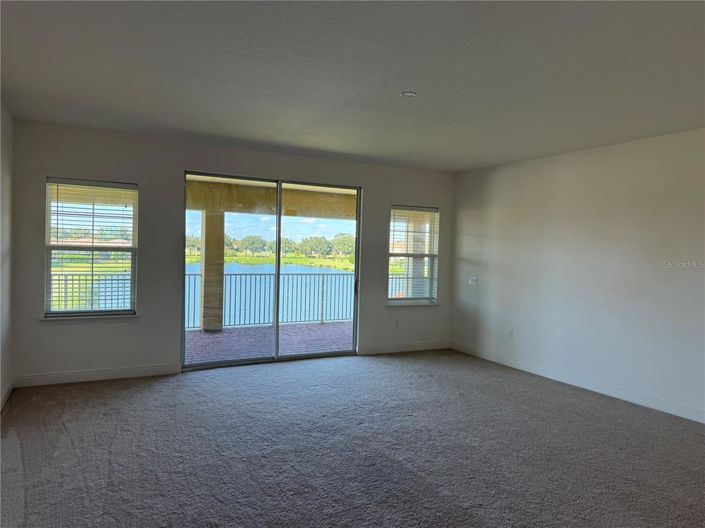 Image No.22-5 Bed Property for sale