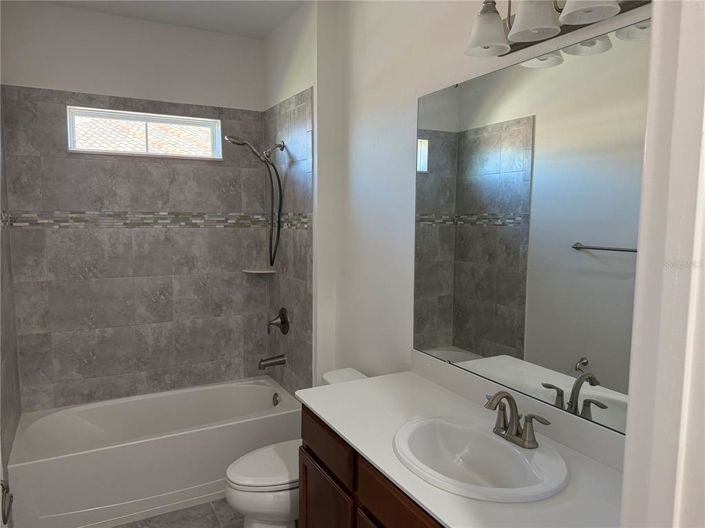 Image No.37-5 Bed Property for sale