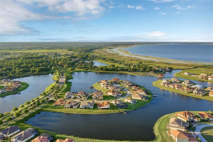 Image No.44-5 Bed Property for sale