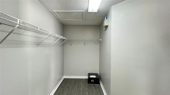 Image No.28-5 Bed Property for sale