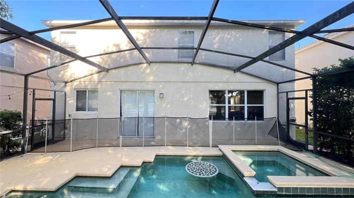 Image No.36-5 Bed Property for sale